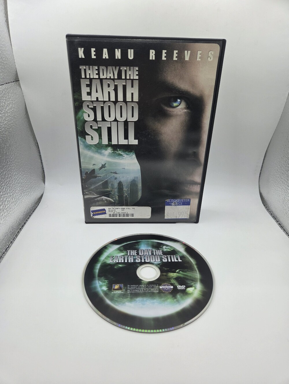 The Day the Earth Stood Still DVD Blockbuster Case (2009, 20th Century Fox)
